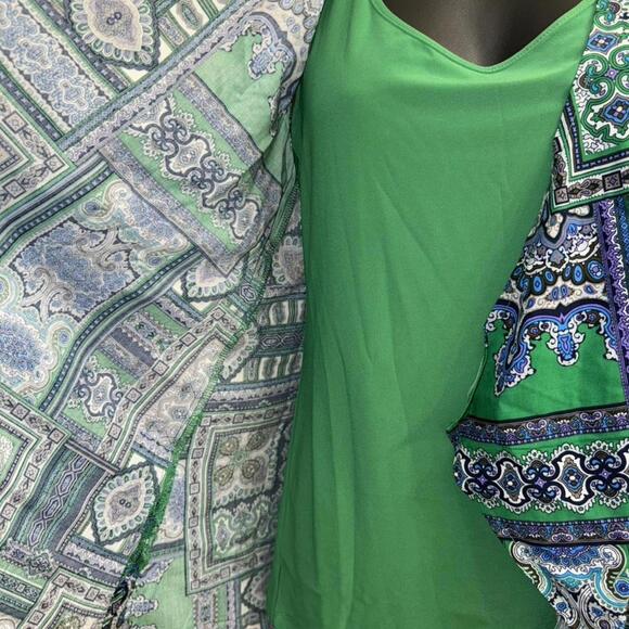 IMAN Global Chic Green Paisley Drape Vest Sleeveless Top NWT Size S - Picture 2 of 8